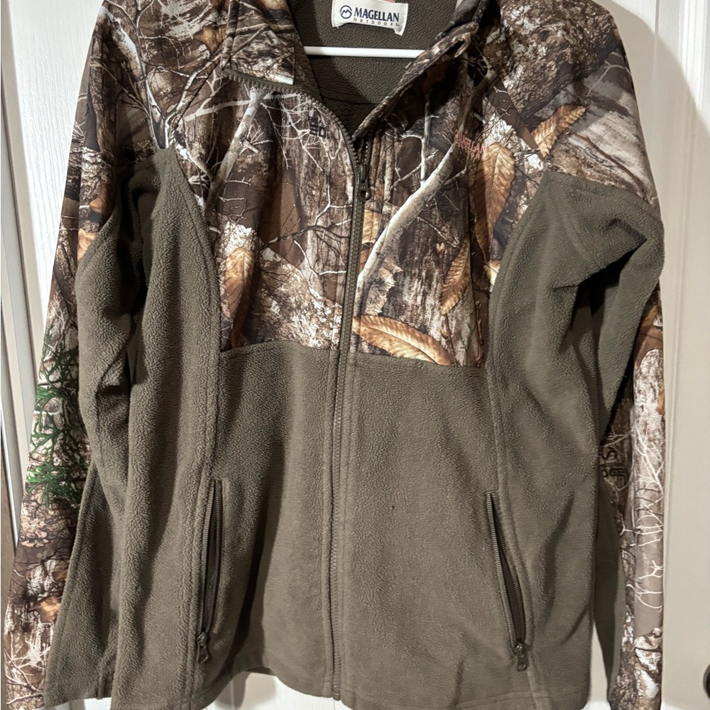 Magellan Outdoors Brown and Olive Camo Jacket